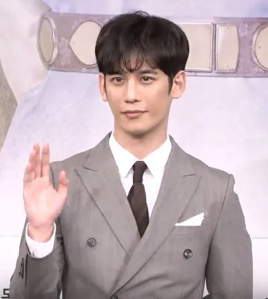 Park Gi-woong